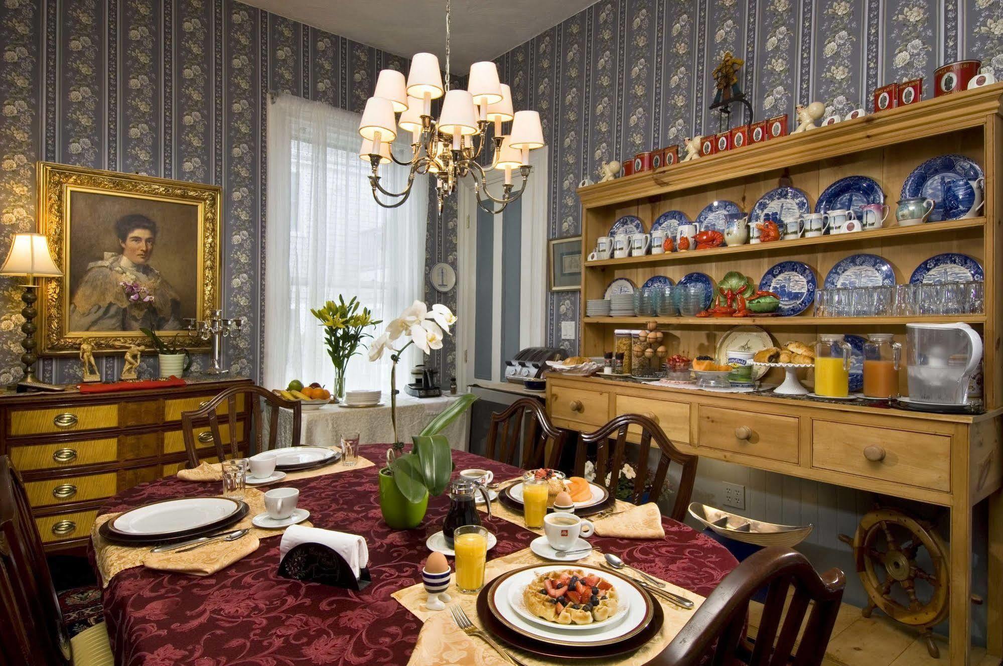 Prince Albert Guest House, 프로빈스타운 외부 사진
